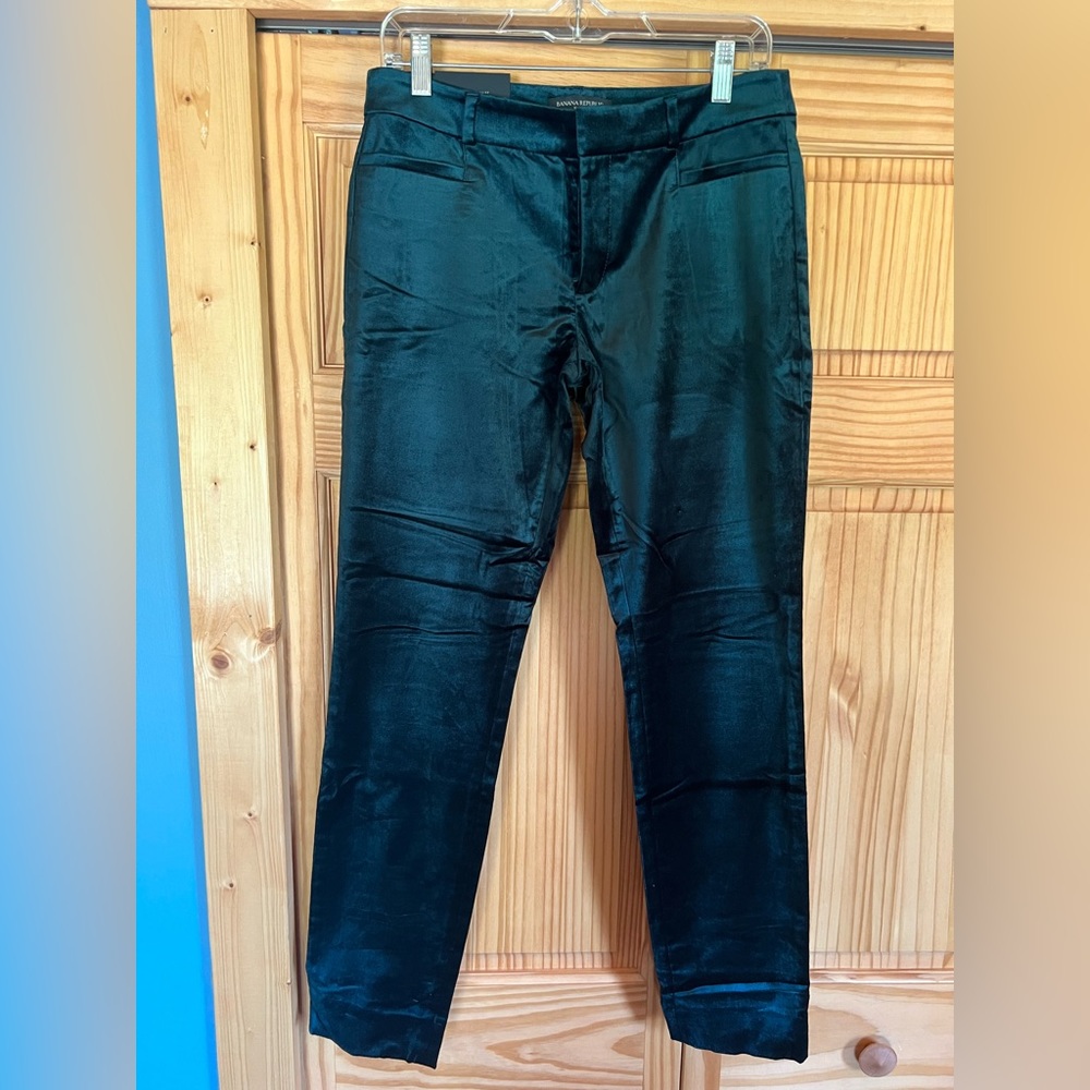 New with tags Banana Republic Sloan velvet ankle pants
